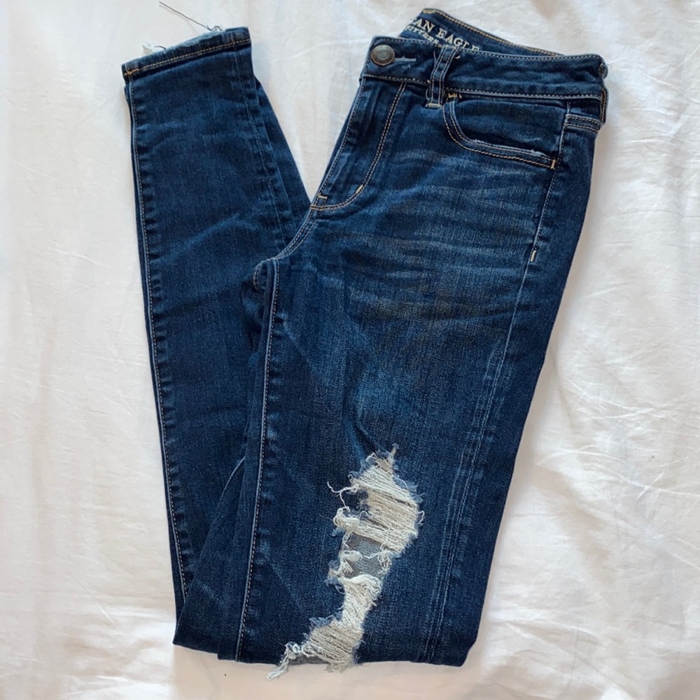 American Eagle distressed skinny jeans